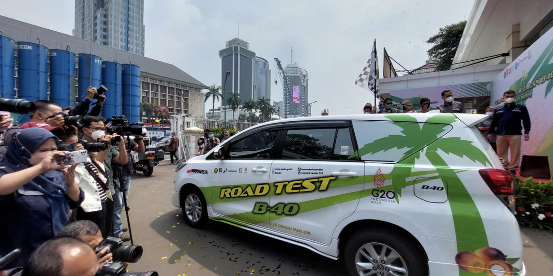 Screenshot 2022-11-03 at 23.38.01