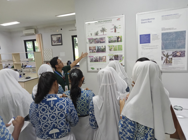 Screenshot 2023-04-10 at 13.19.53