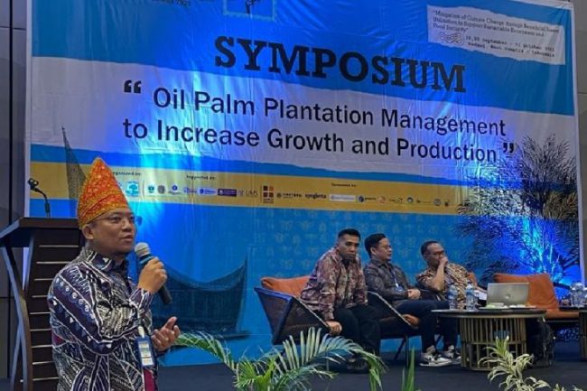 upaya-mendorong-penggunaan-pasukan-serangga-mendongkrak-produksi-sawit-tmi