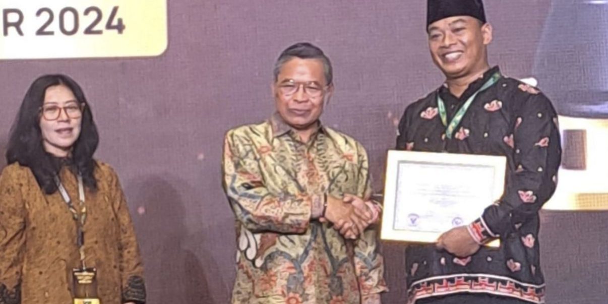 smp-binaan-pt-ktu-raih-penghargaan-sekolah-adiwiyata