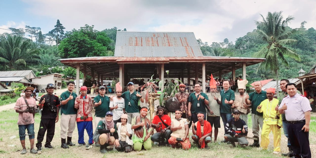 suku bunggu pesta adat