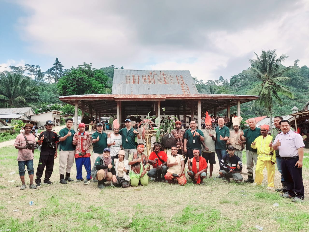 suku bunggu pesta adat